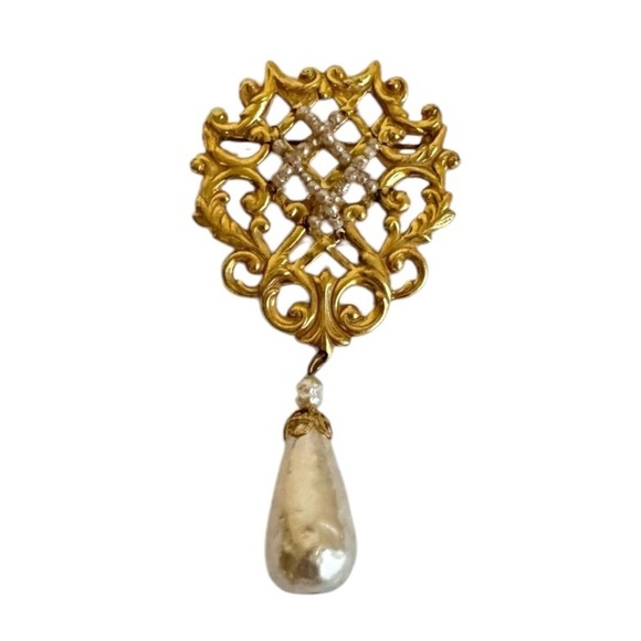 Vintage Gold Crest Brooch Pear Baroque Pearl Drop Designer Miriam Haskell Pin - Picture 1 of 9